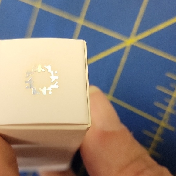 elvis + elvin Floral Lipstick - 110 Color New In Box - Picture 5 of 8